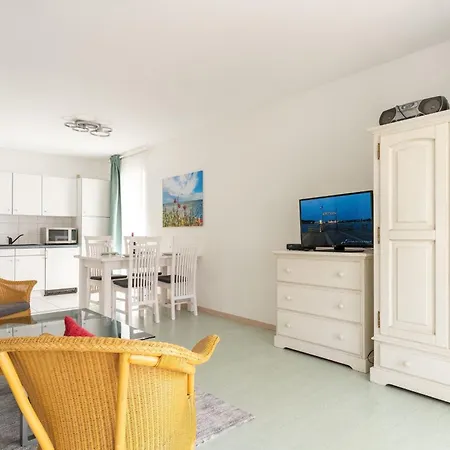 Apartment Strandidyll Neubau 1 2 Mit Balkon